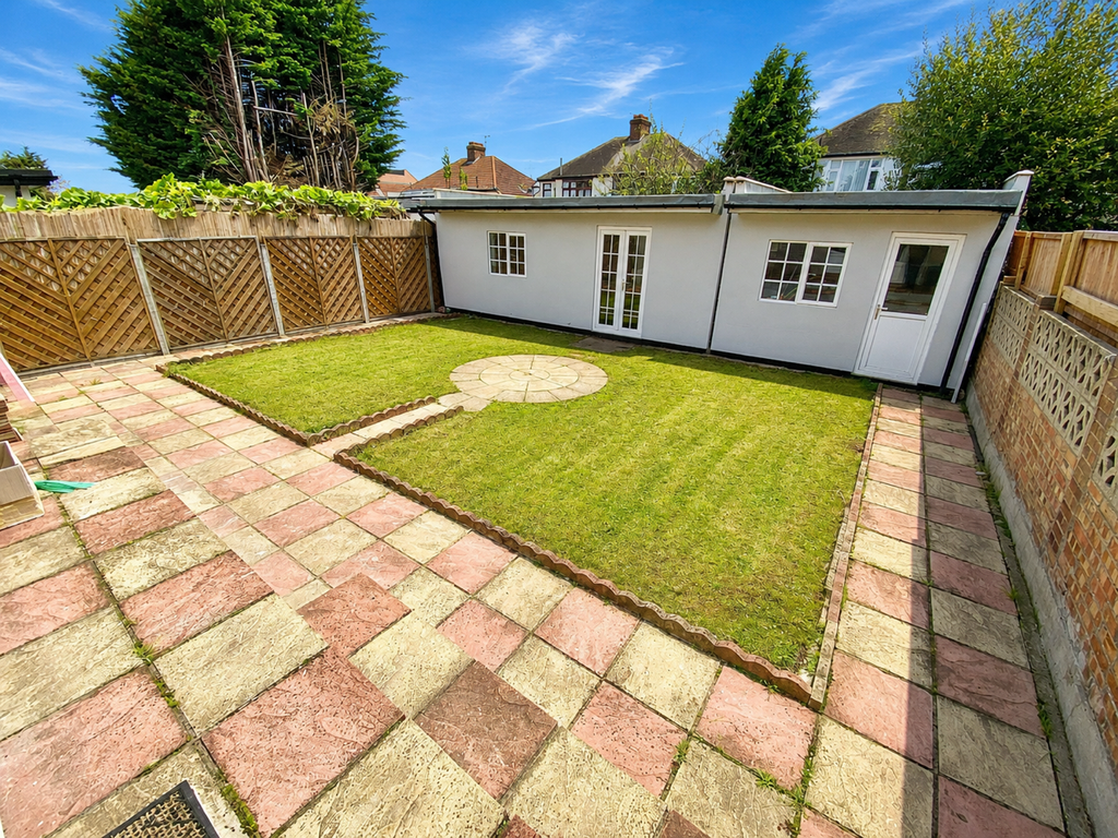 Property photo 3 of 15