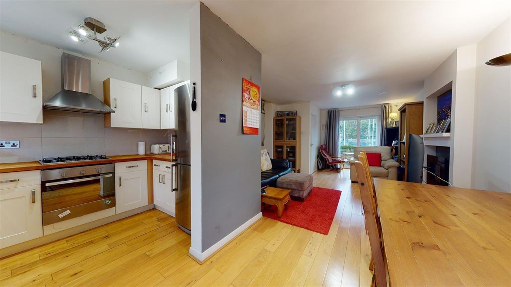 Property photo 2 of 12 Lounge - Kitchen.Jpg