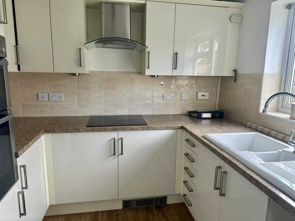 Property photo 3 of 9