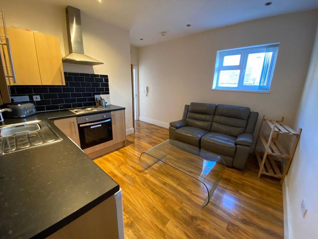 Property photo 2 of 6 Picture No. 02