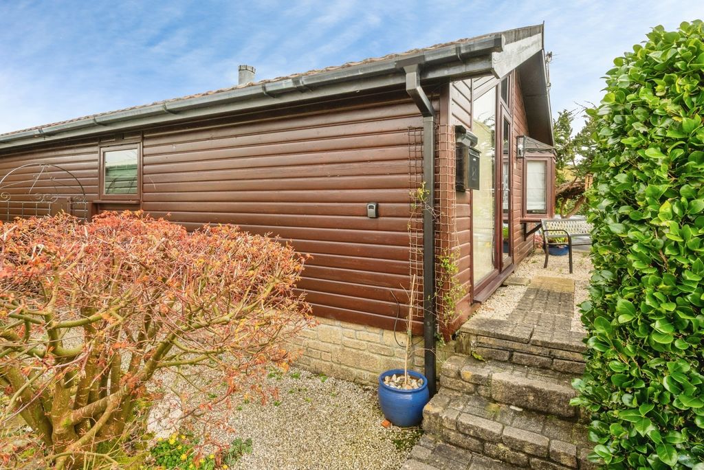 Property photo 3 of 20 Pbox-Img.Jpg