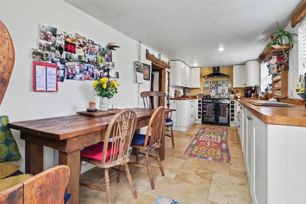 Property photo 3 of 28 3 - Picture No. 27