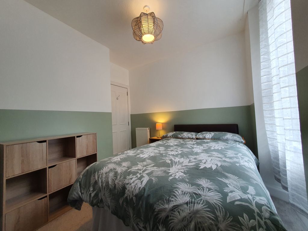 Property photo 3 of 11 Bedroom
