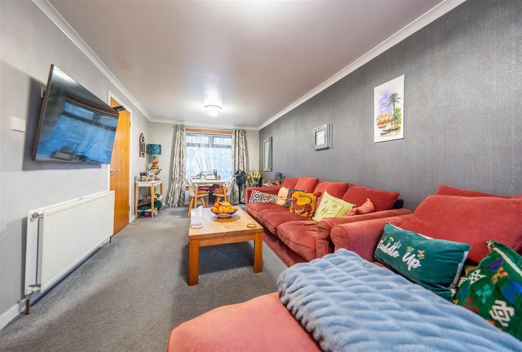 Property photo 3 of 23 Dsc00111-Hdr.Jpg