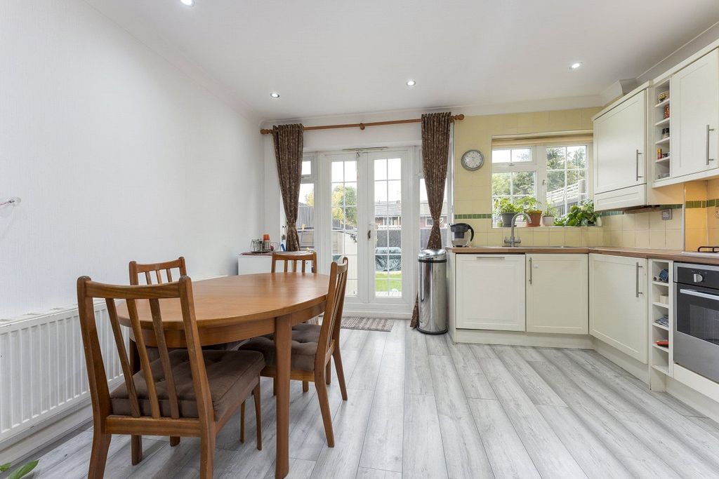 Property photo 3 of 13 Picture No. 01