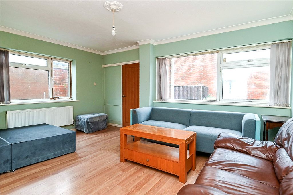 Property photo 2 of 15 Picture No. 02