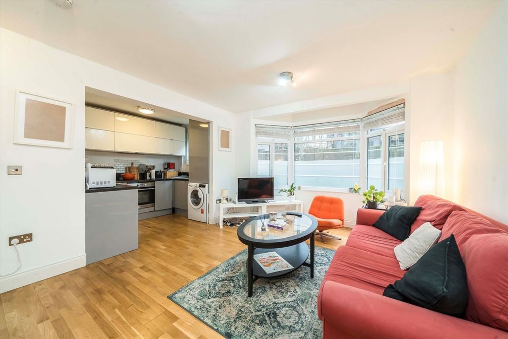 Property photo 1 of 5