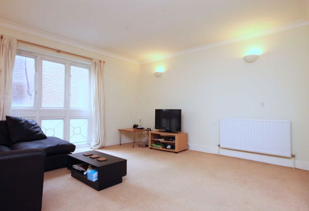 Property photo 1 of 4