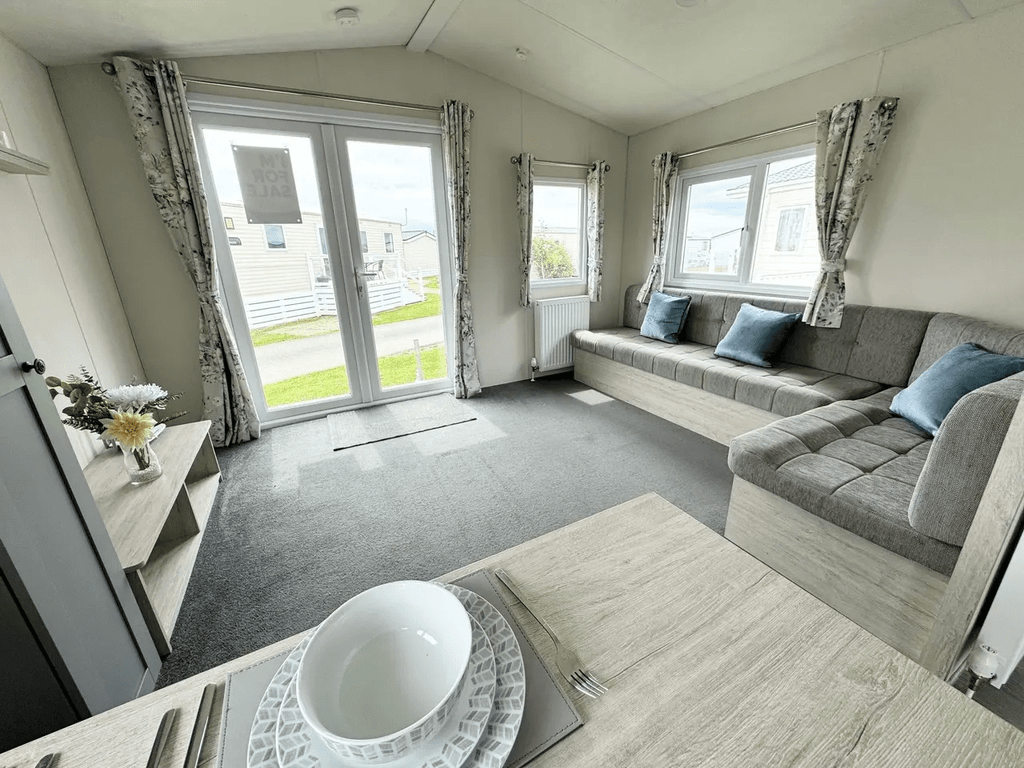 Property photo 2 of 11 Delta Hailsham Lounge At Solent Breezes