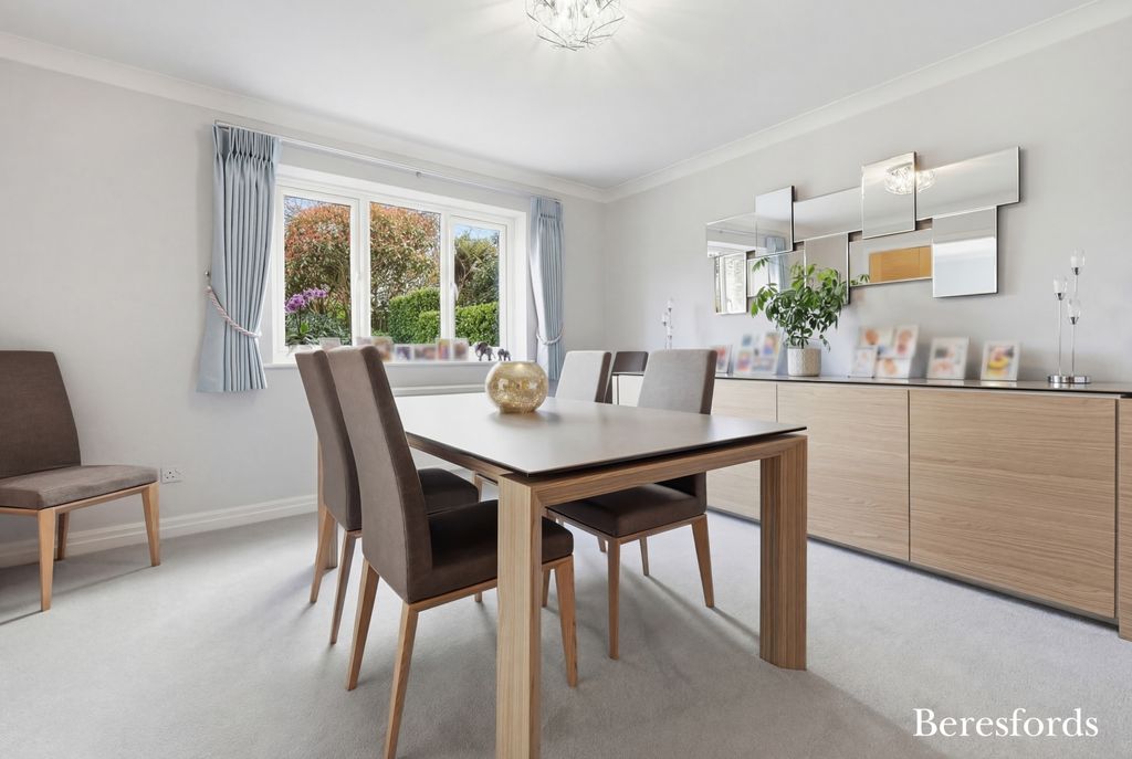 Additional image 14 of 5 bed detached house for saleThe Mount, Billericay CM11