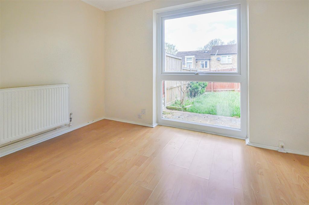 Property photo 3 of 13 11_80214.Jpg