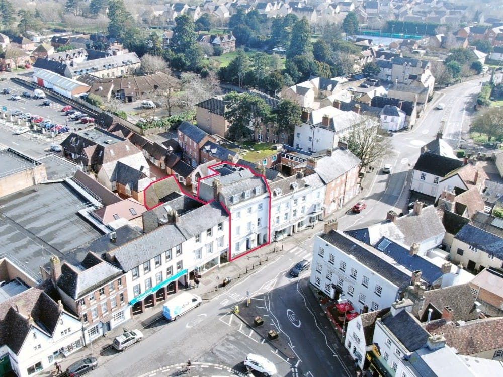 Property photo 2 of 10 Claremont Edged.Jpg