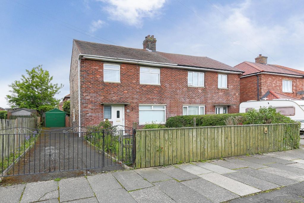 Property photo 1 of 13 External