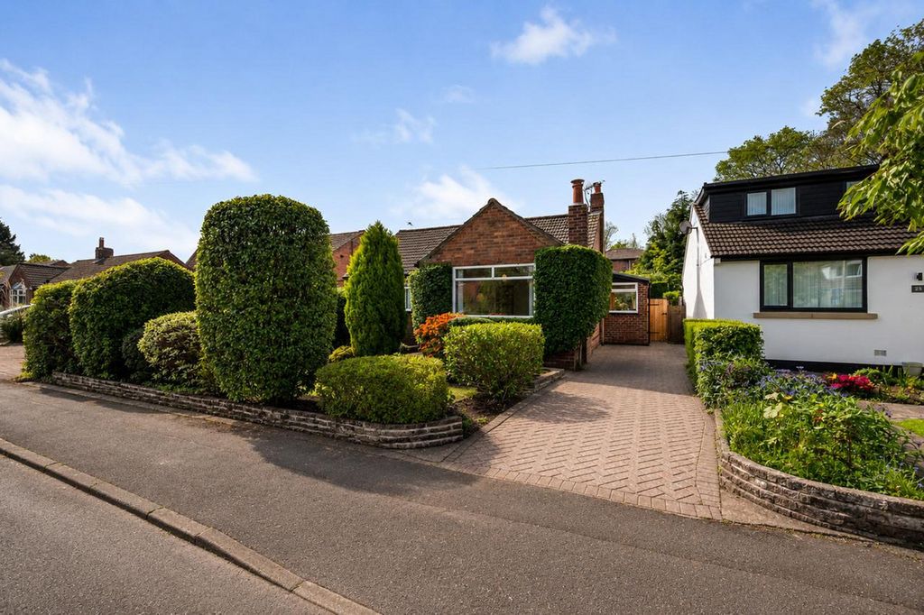 Property photo 1 of 33