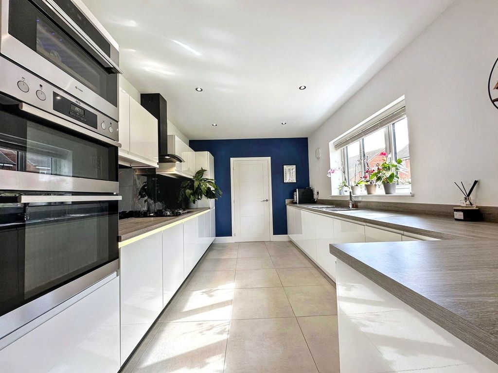 Additional image 5 of 5 bed detached house for saleSwift Grove, Hebburn NE31