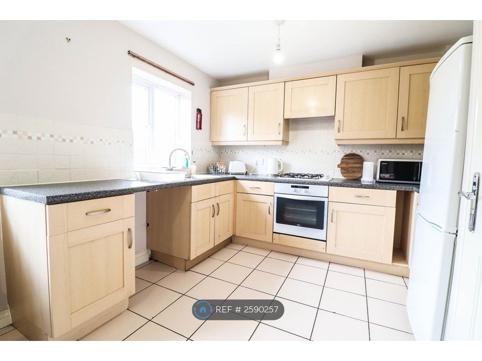 Property photo 2 of 8