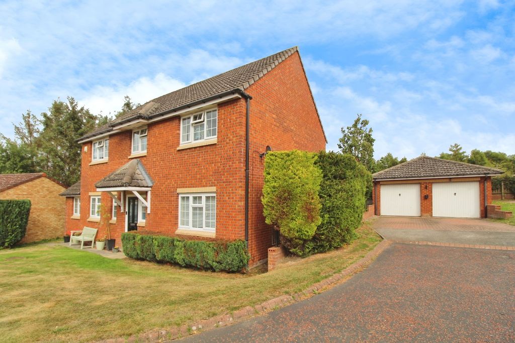 Property photo 1 of 18