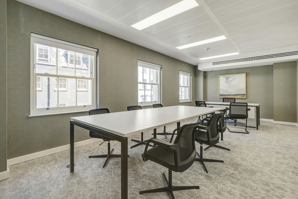 Property photo 2 of 25 Doverstreet32Officespace13.Jpg