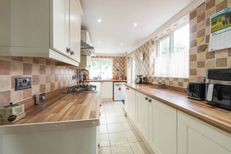 Property photo 3 of 23 Picture No. 03