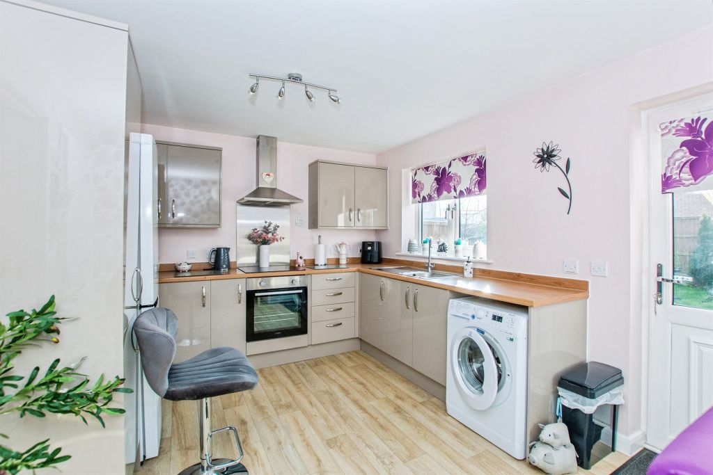 Property photo 3 of 10