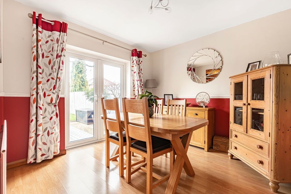 Property photo 3 of 21