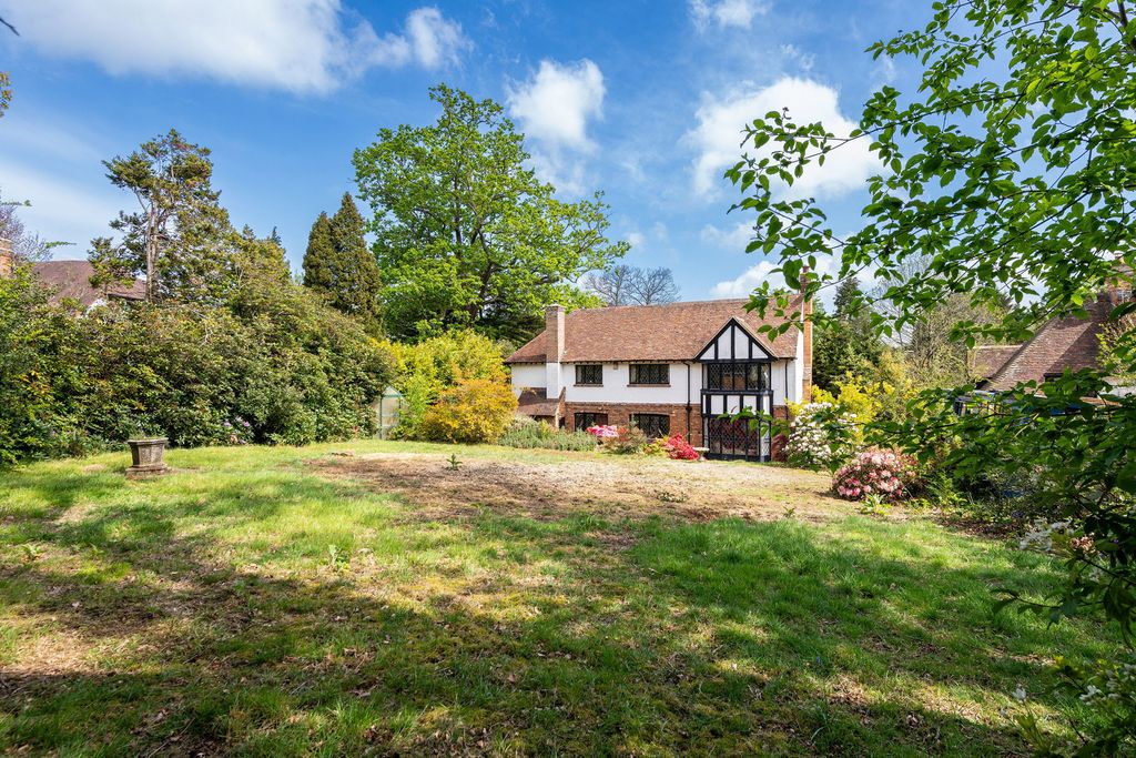 Property photo 3 of 23