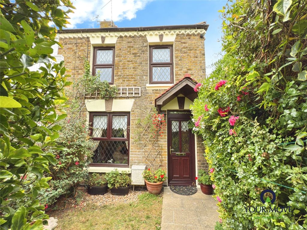 Property photo 1 of 19 External