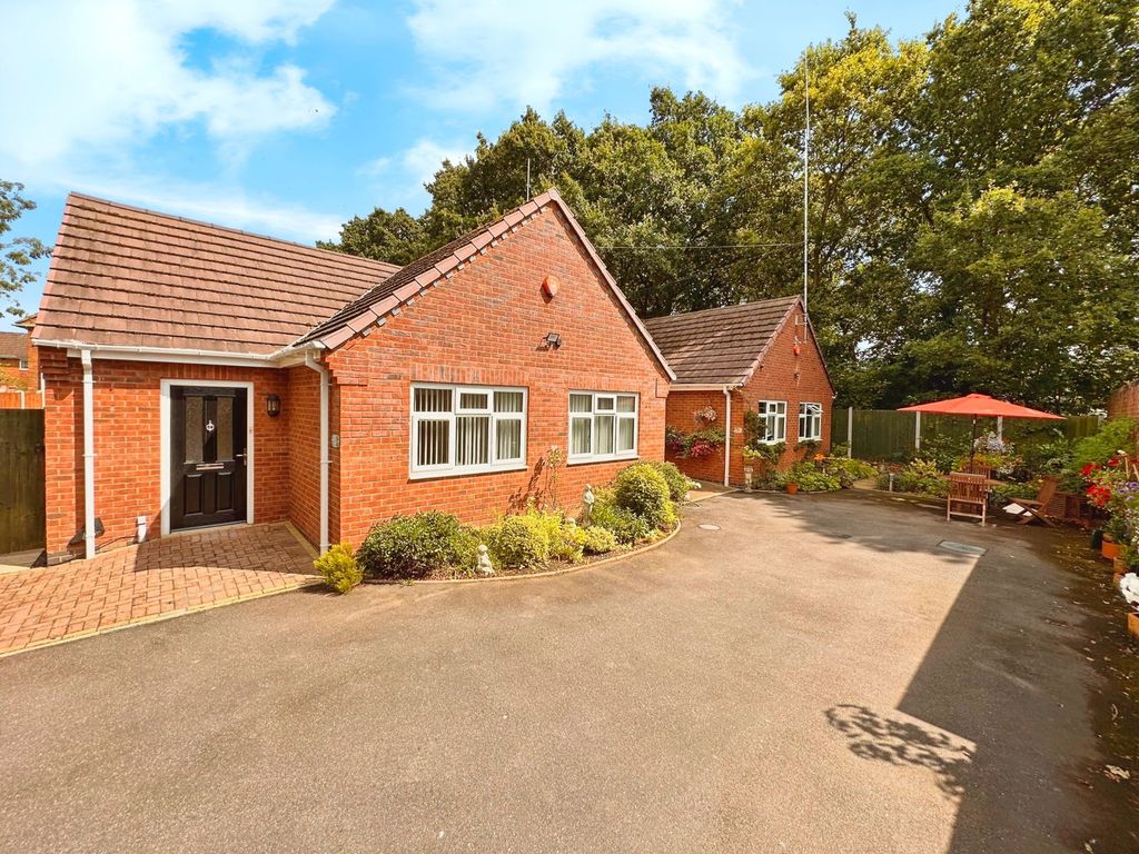 Property photo 3 of 36