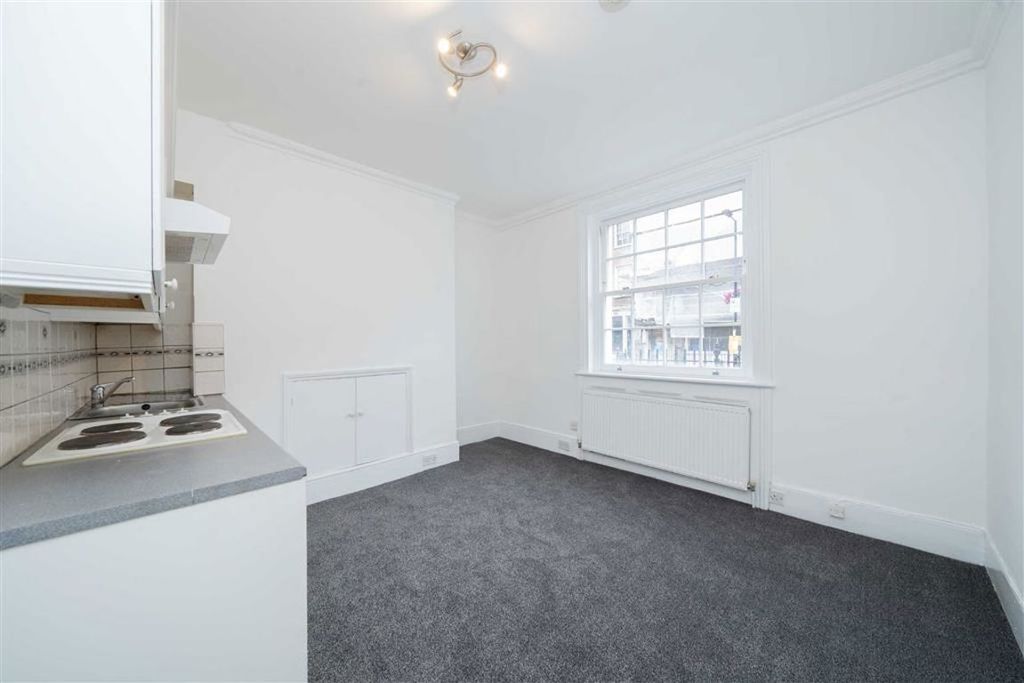 Property photo 3 of 5
