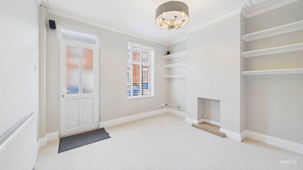 Property photo 3 of 15 5051955