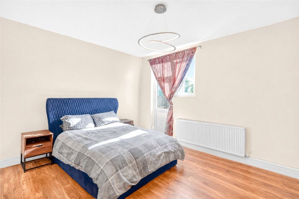 Property photo 3 of 14 Picture No. 01