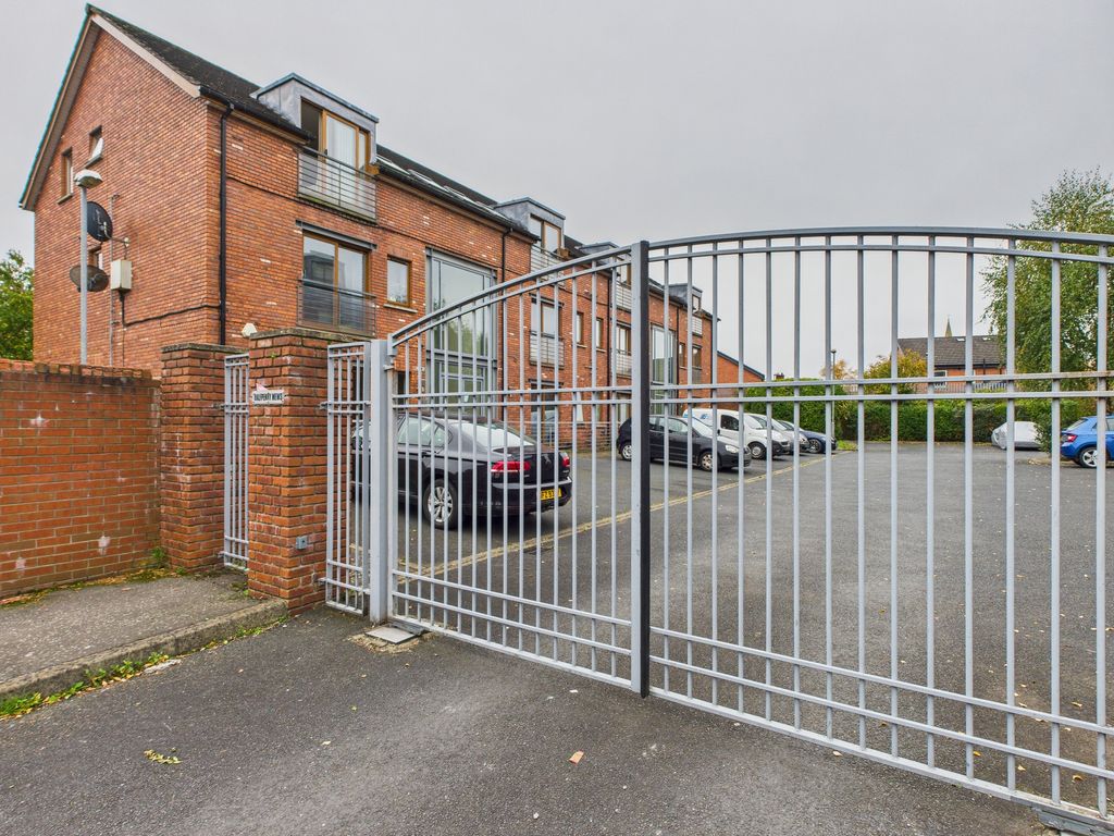 Property photo 3 of 14