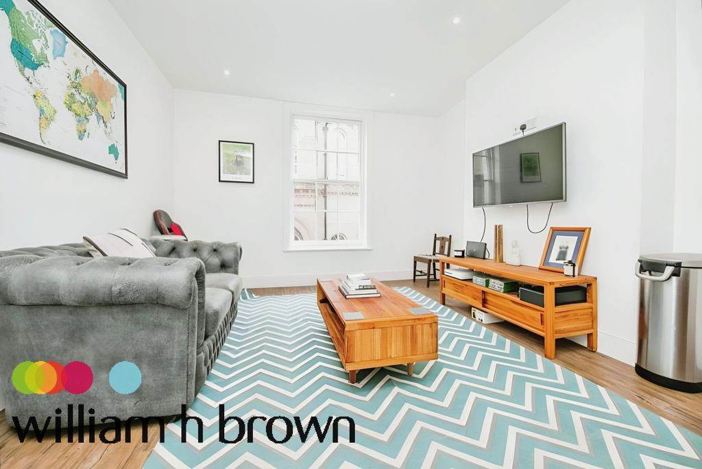 Property photo 2 of 10 Living Room