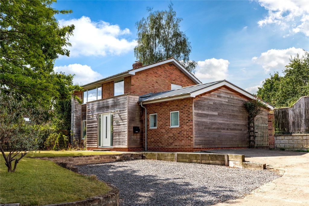 Property photo 1 of 23 Picture No. 22