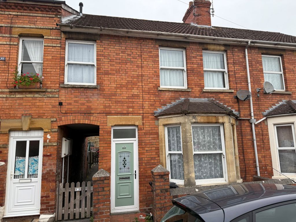 Property photo 1 of 5