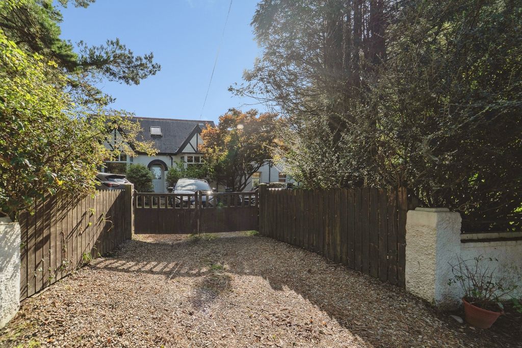 Property photo 2 of 27 Pbox-Img.Jpg