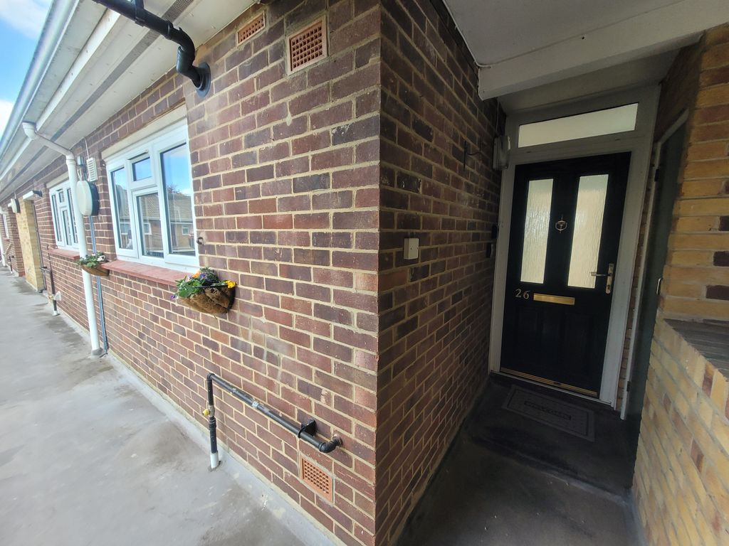 Property photo 2 of 19 1000065402