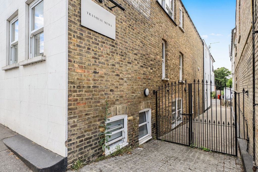 Property photo 2 of 17 1485314-3-6A4521F...