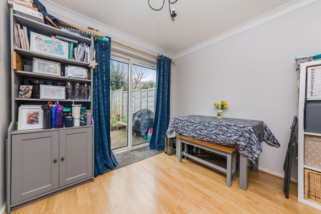 Property photo 3 of 19