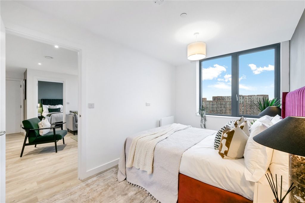 Property photo 3 of 16 Picture No. 16