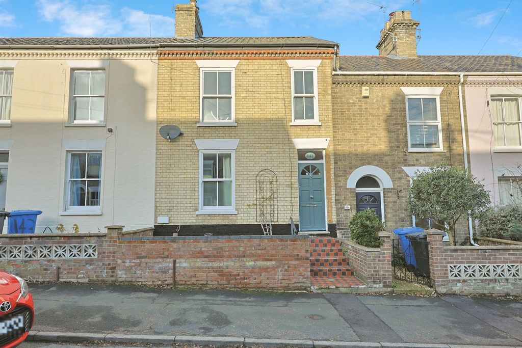 Property photo 1 of 13