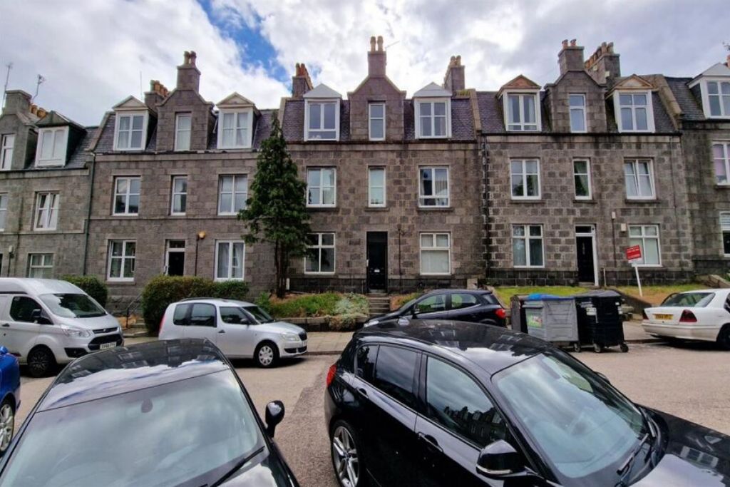 Property photo 1 of 7