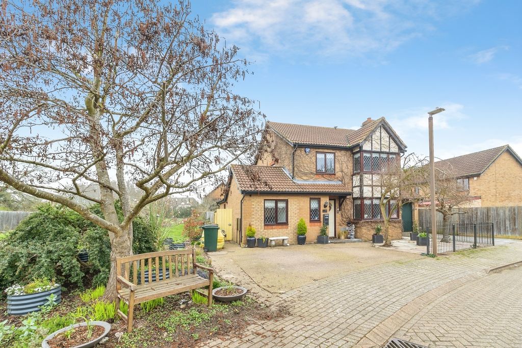 Property photo 2 of 28 Pbox-Img.Jpg