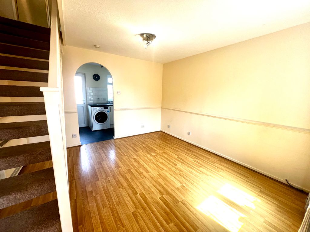 Property photo 3 of 5 Image