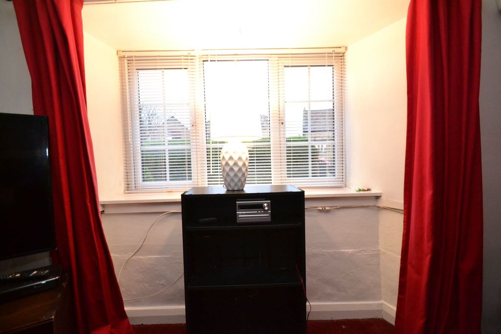 Property photo 3 of 13 Photograph 3