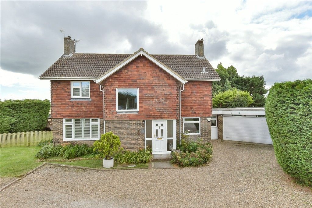 Property photo 1 of 17 External (Web)