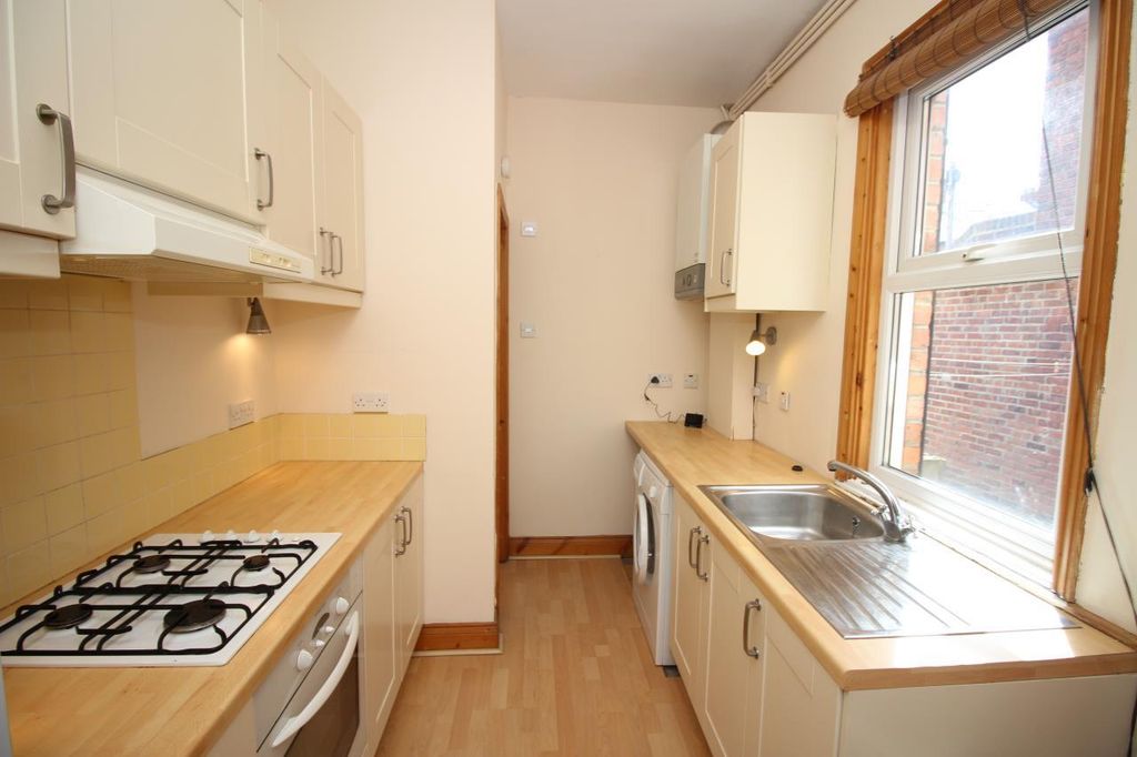 Property photo 3 of 8