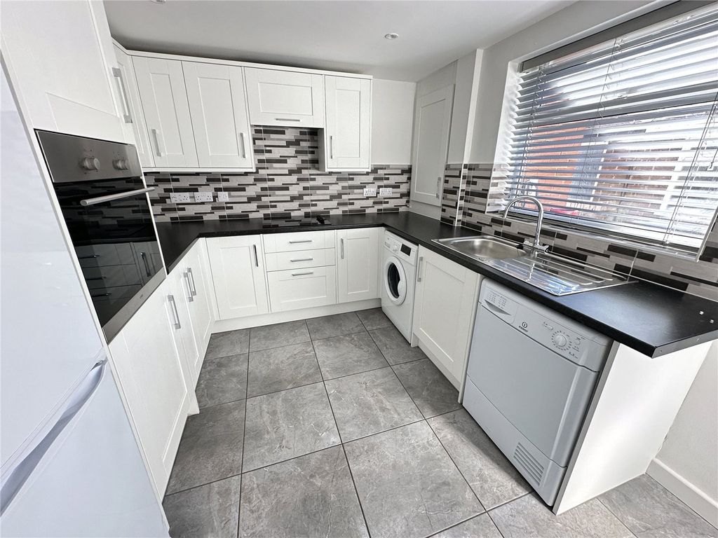 Property photo 3 of 15 Picture No. 07