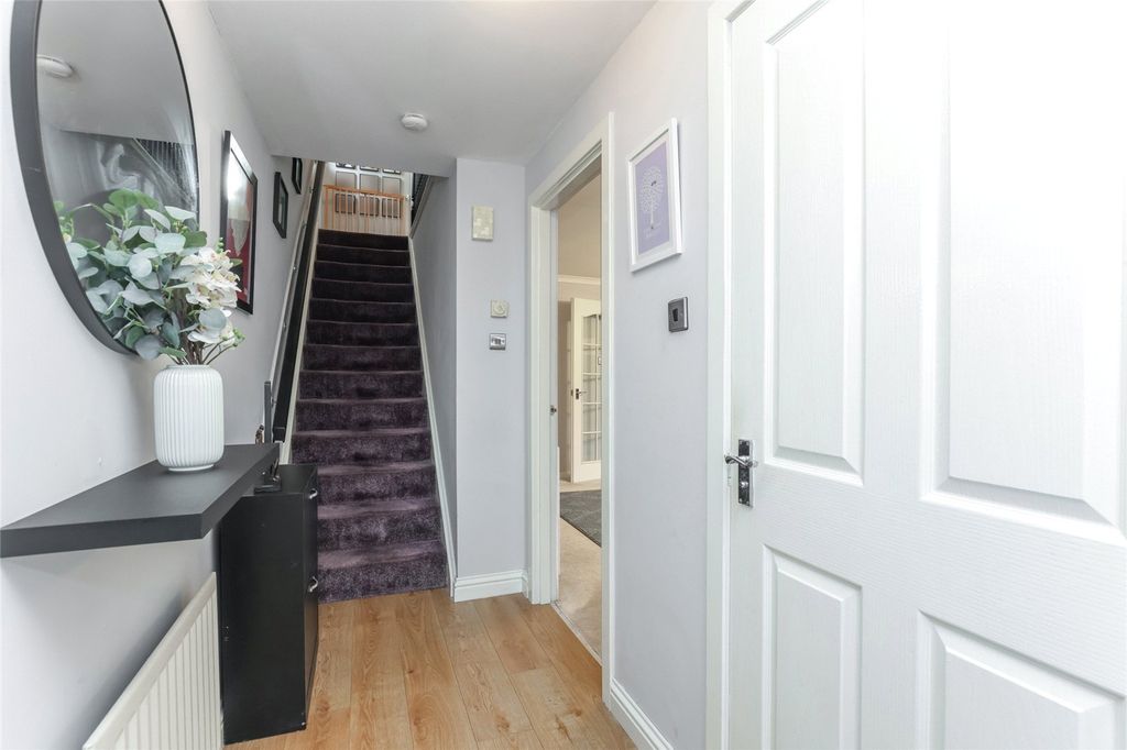 Property photo 2 of 21 Picture No. 02