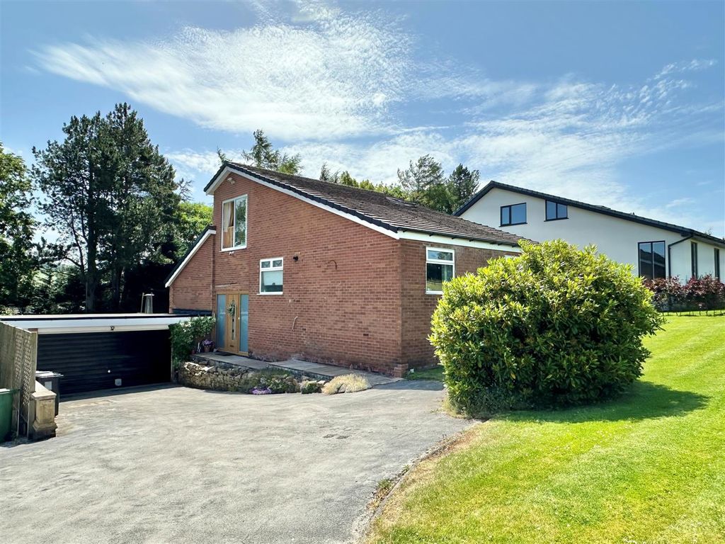 Property photo 1 of 25